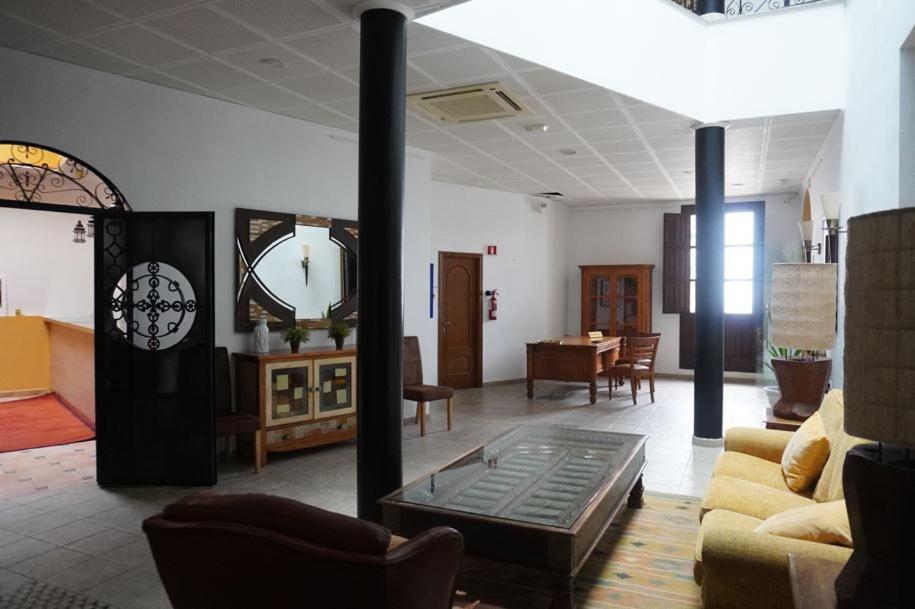 Hotel Montesion Luz Del Desierto 루카이네나데라토레스 외부 사진
