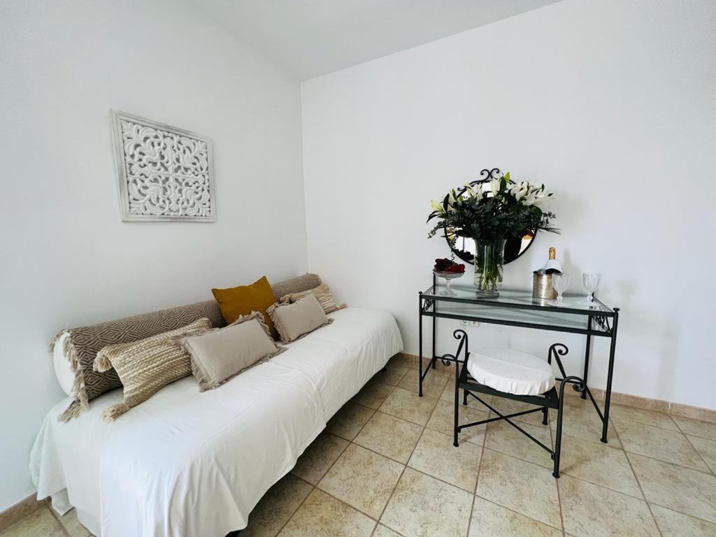 Hotel Montesion Luz Del Desierto 루카이네나데라토레스 외부 사진